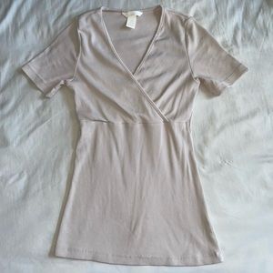 H&M maternity shirt. Size small in beige